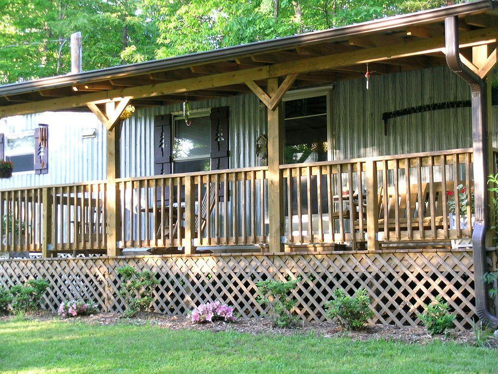 Wolf Creek Farm B&B And Motorcycle Manor At Wolf Creek Farm, Llc Ararat Exteriör bild